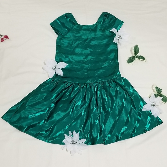 Gymboree Other - NWT Green Gymboree Dress